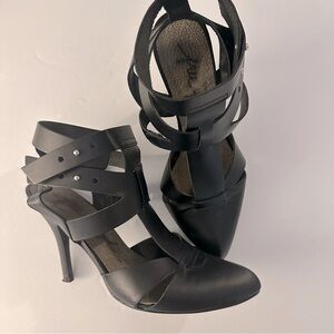 Free People Strappy Heels- 9